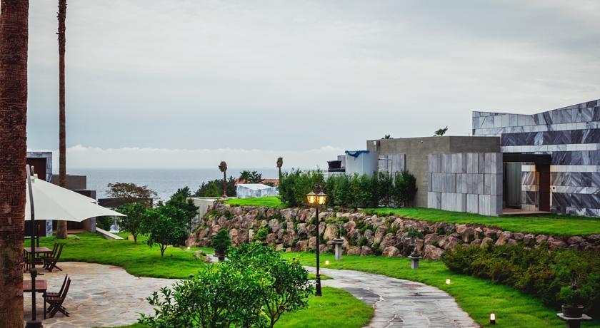 Stanford Hotel And Resort Jeju Esterno foto