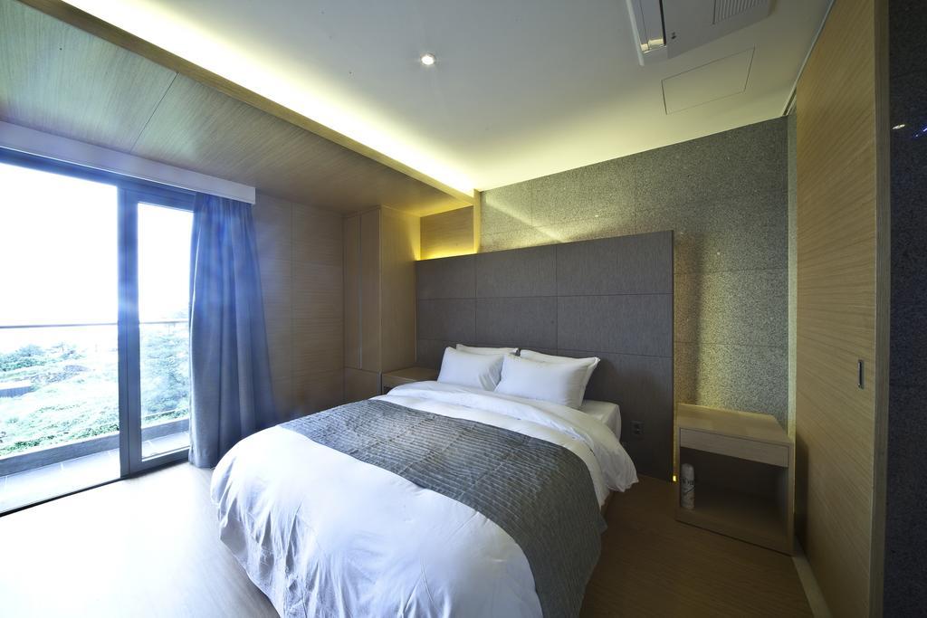 Stanford Hotel And Resort Jeju Esterno foto