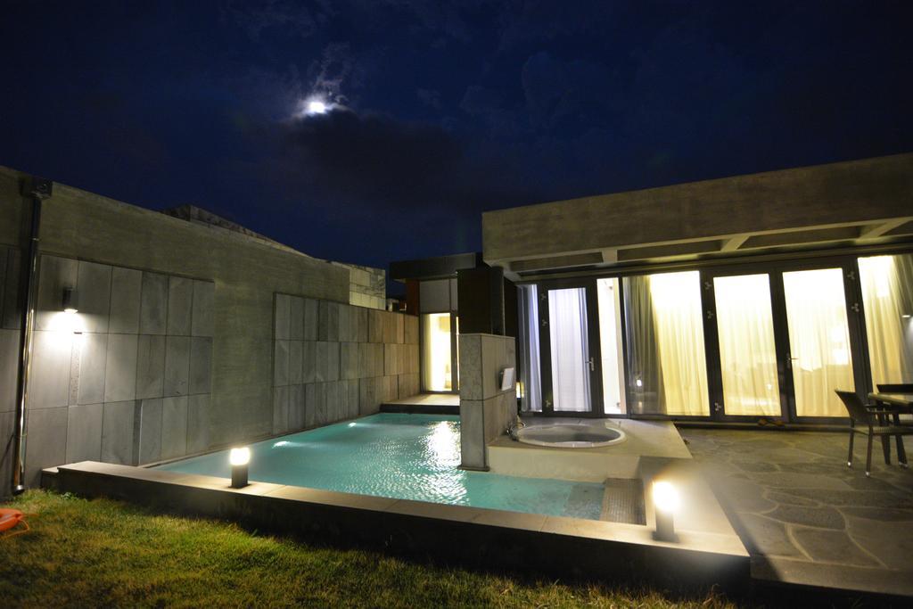 Stanford Hotel And Resort Jeju Esterno foto